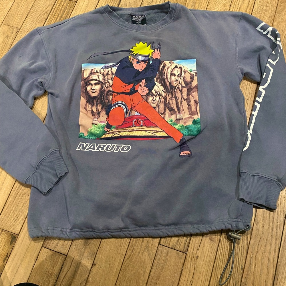 Naruto boxlunch crewneck pullover sweatshirt size small